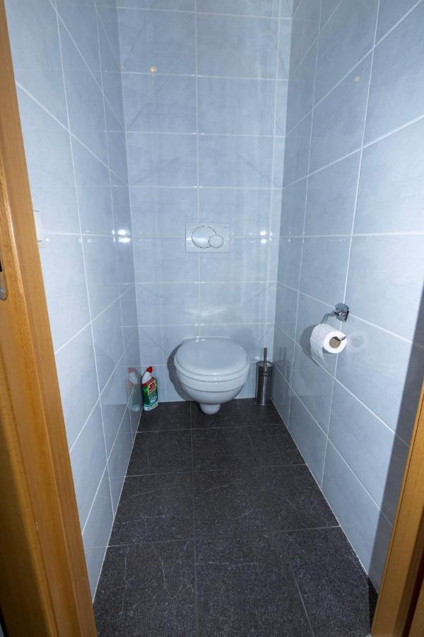 Huize Oesjoe Apartment Бредене Екстериор снимка